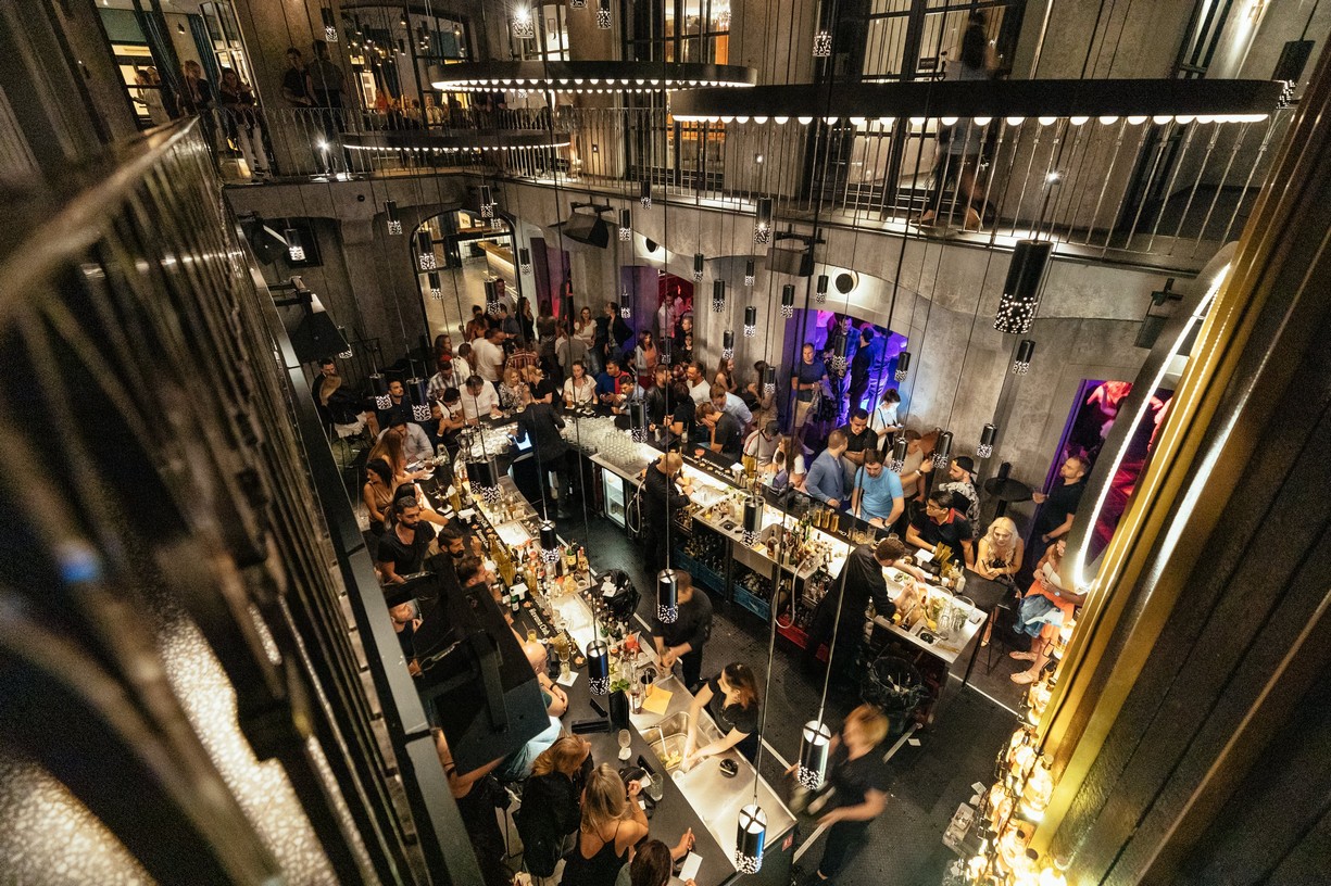 Moonclub - pronájem klubu Praha
