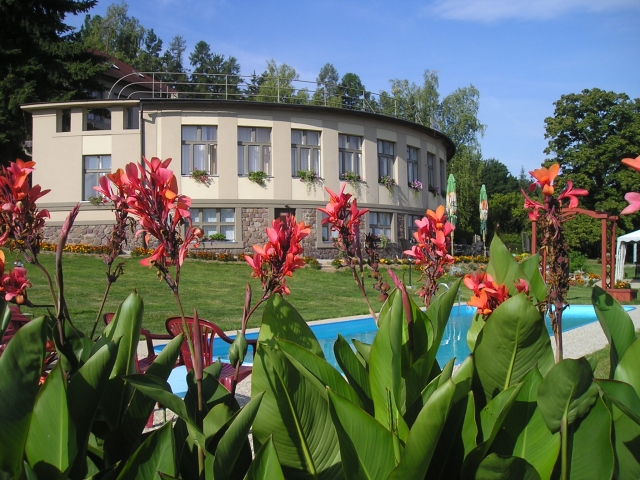 ERMI HOTEL ***